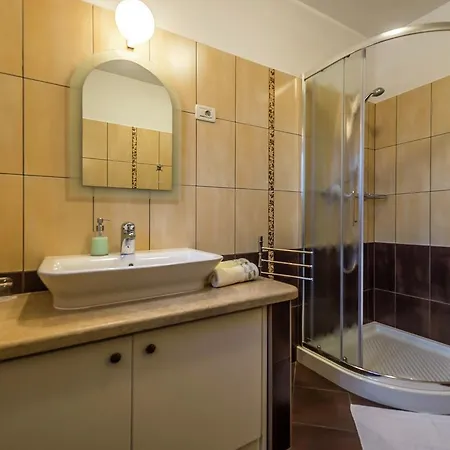 Villa Magnificent In With Swimming Pool Vrsar